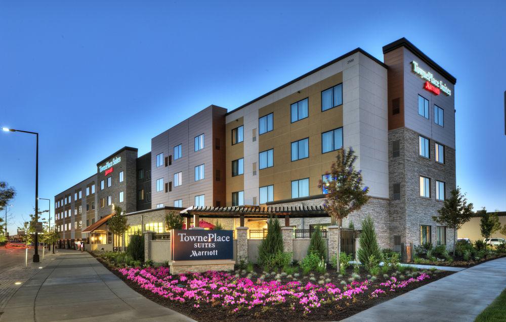 Towneplace Suites By Marriott Minneapolis Near Mall Of America Bloomington Exterior photo